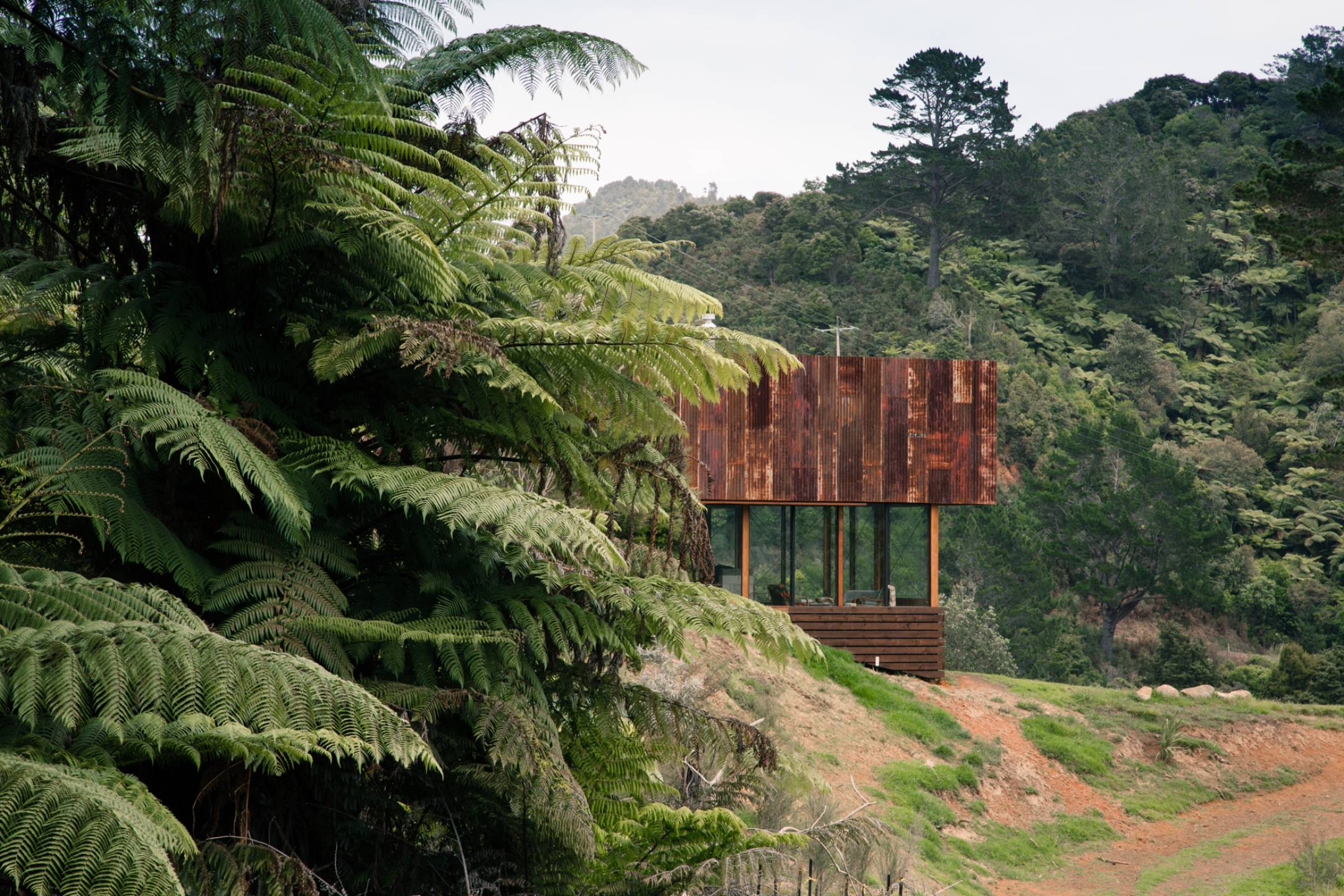 K Valley House by Herbst Architects