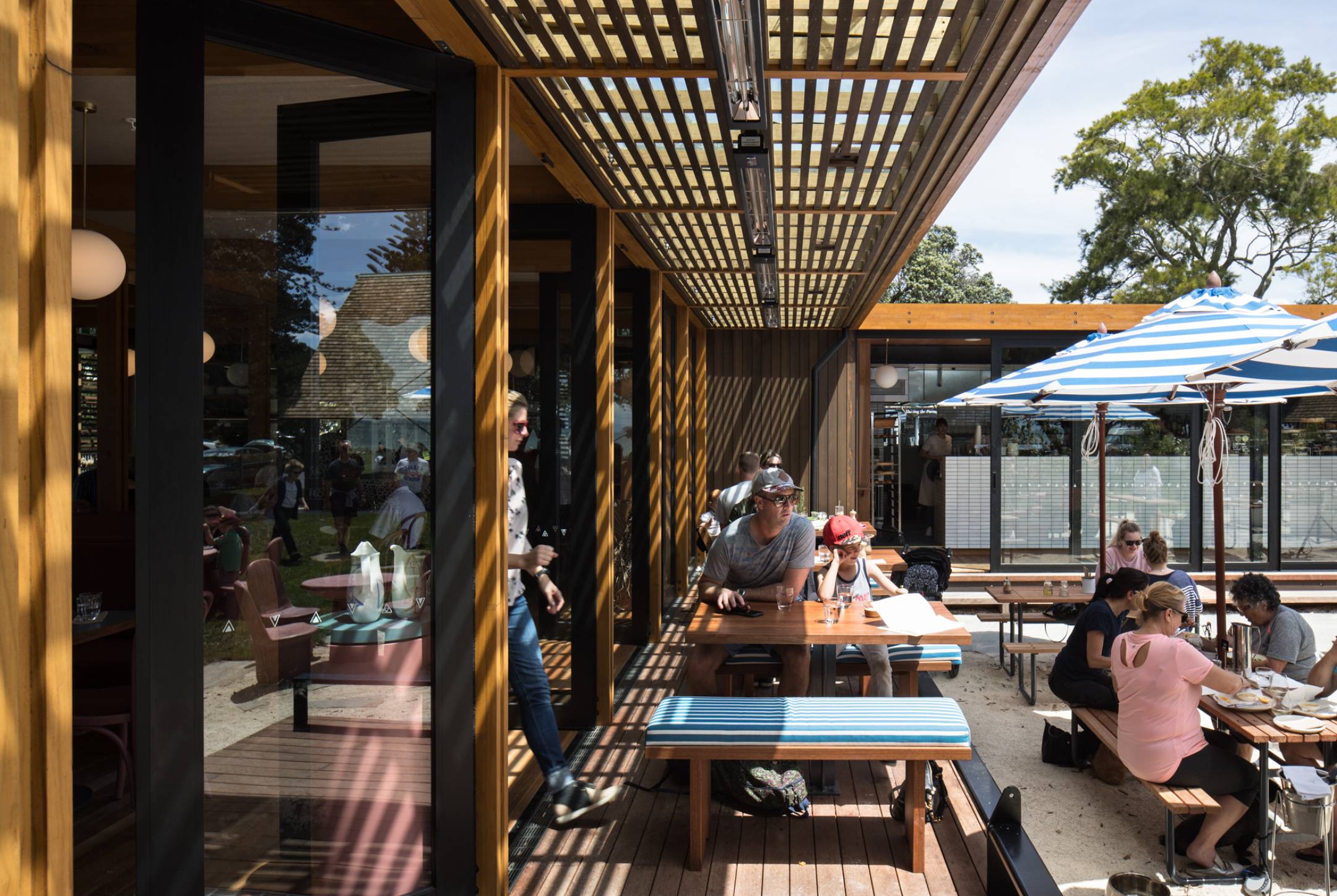 Mission Bay Pavilion restaurant
 by Herbst Architects