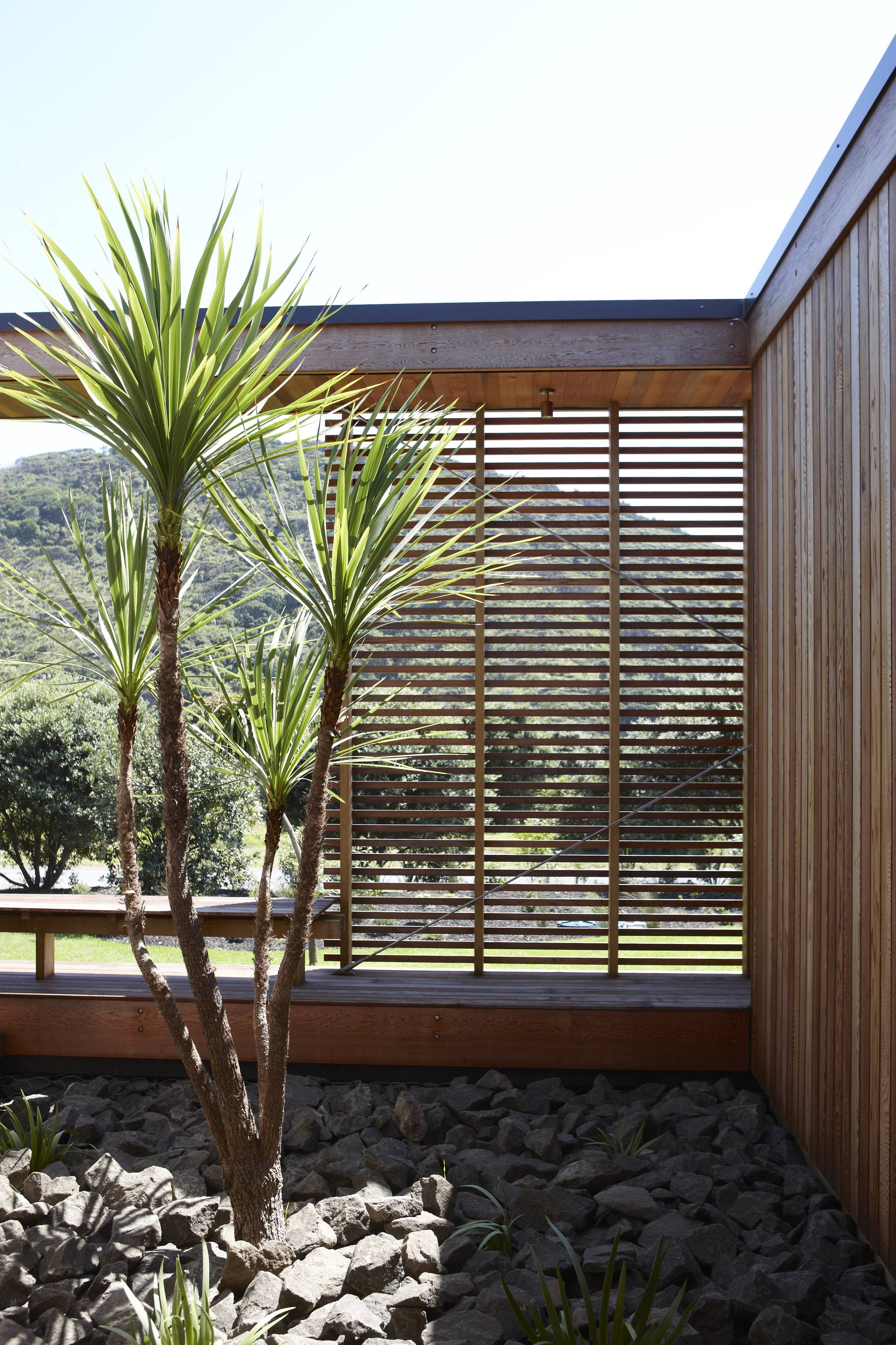 Bethells Bach by Herbst Architects