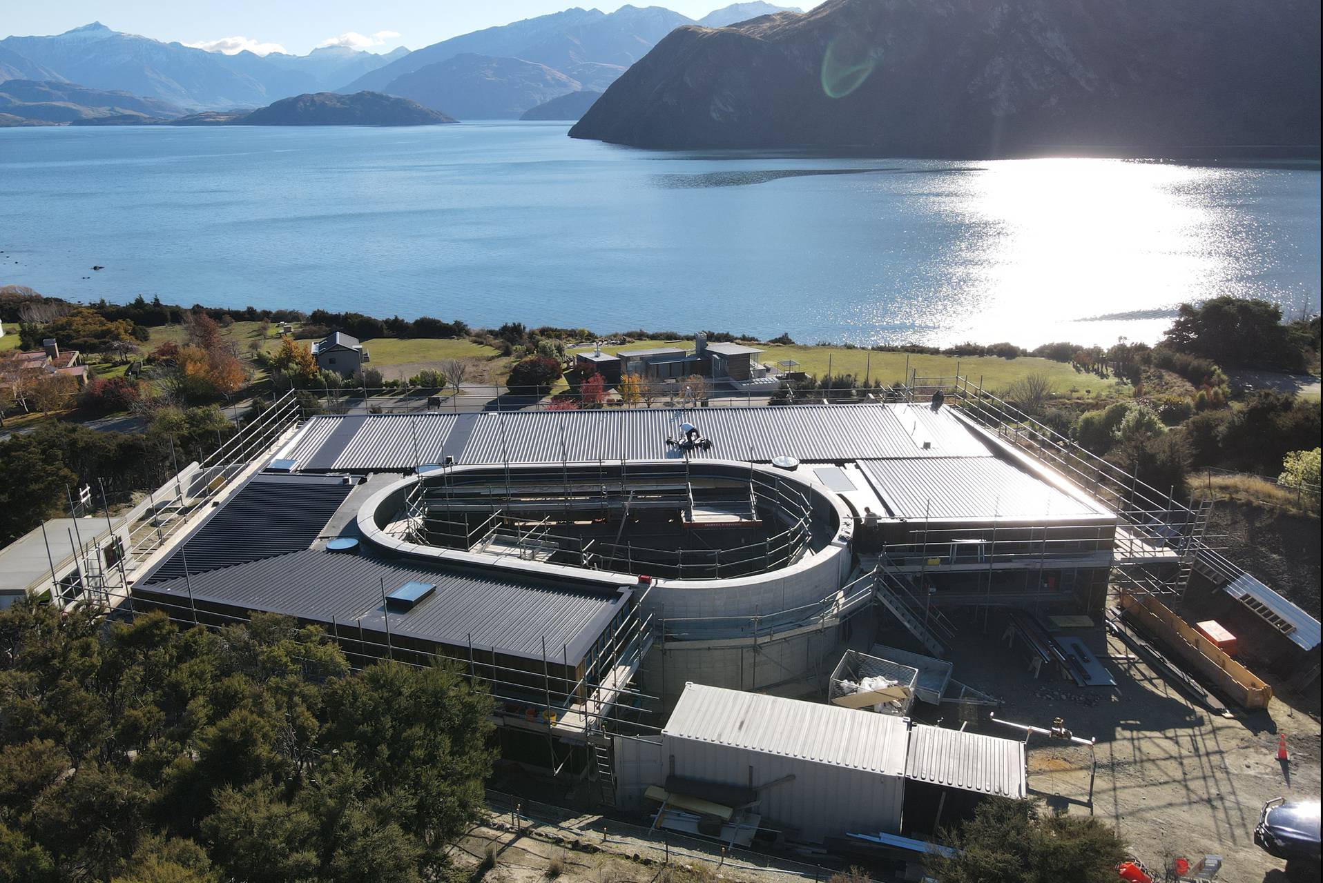 Wanaka Lake House by Herbst Architects