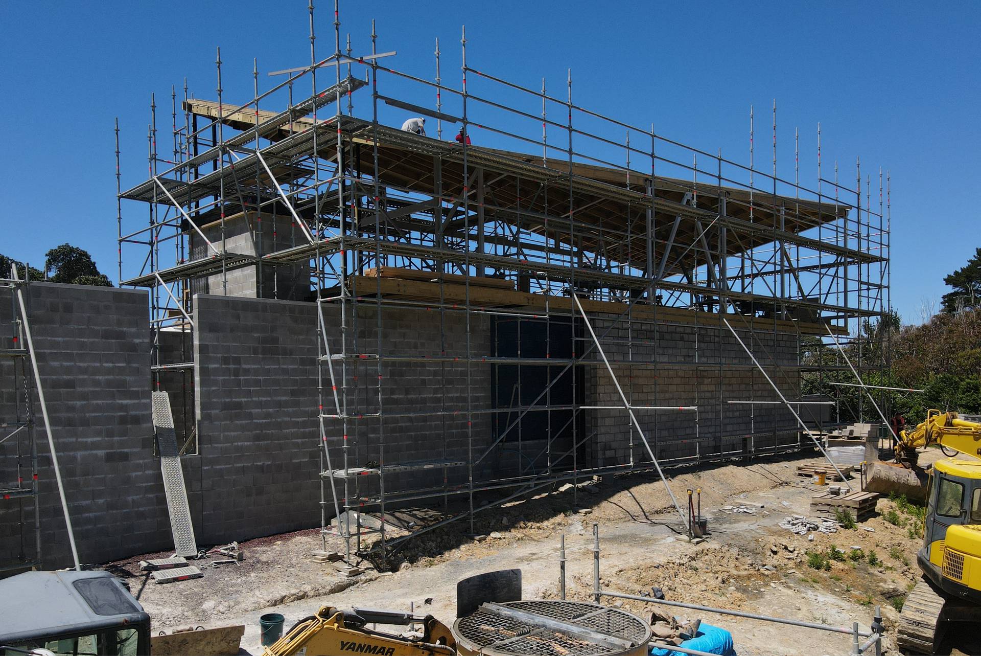 Rakino House by Herbst Architects