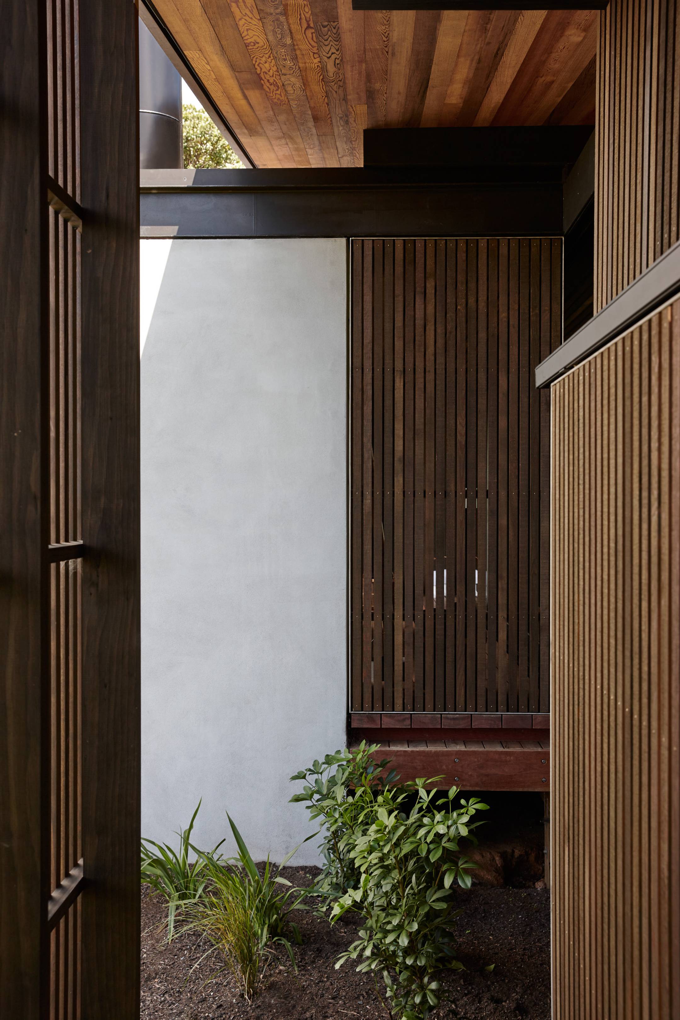 Omata Hill House - Alterations by Herbst Architects