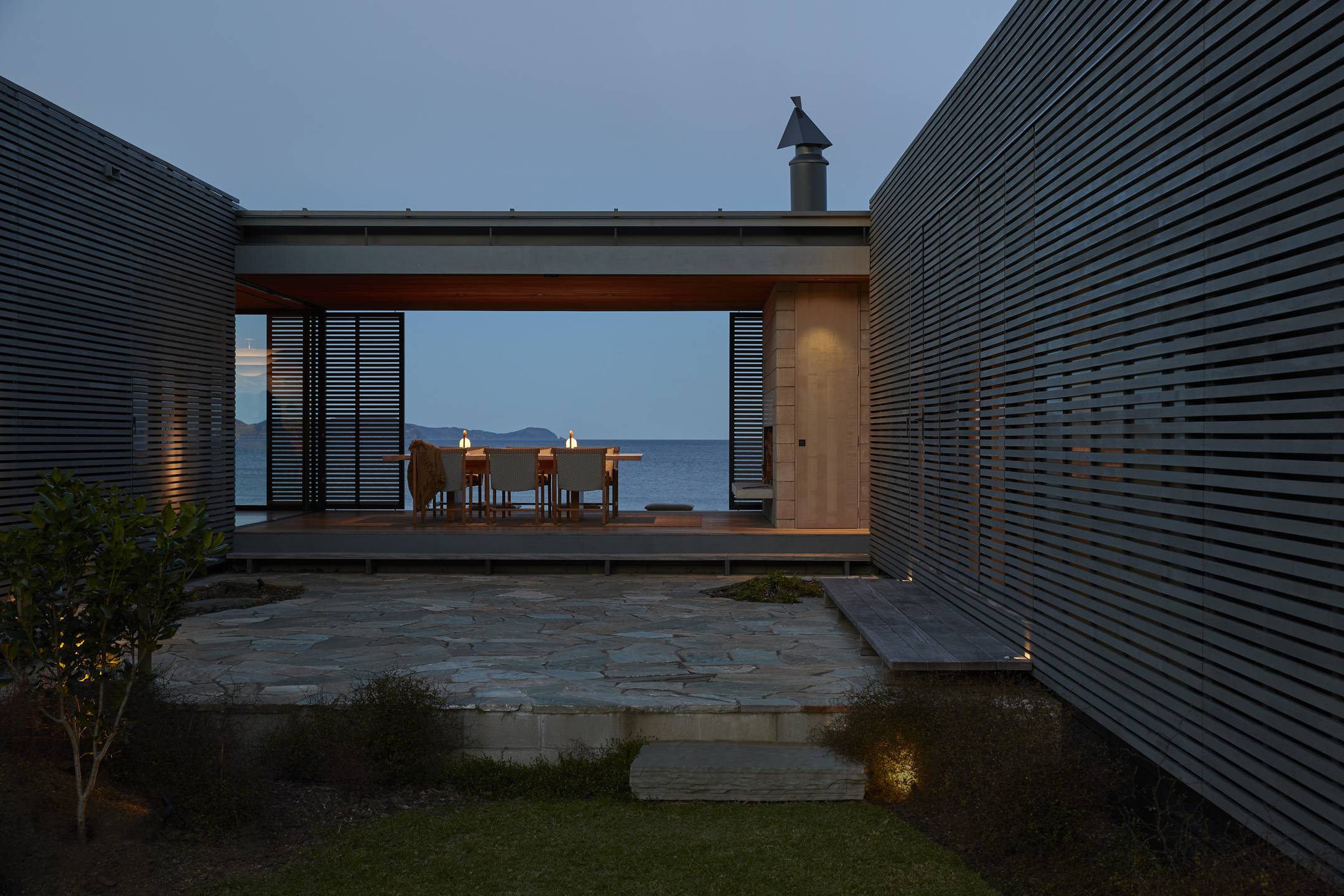 Opito Bay Bach by Herbst Architects
