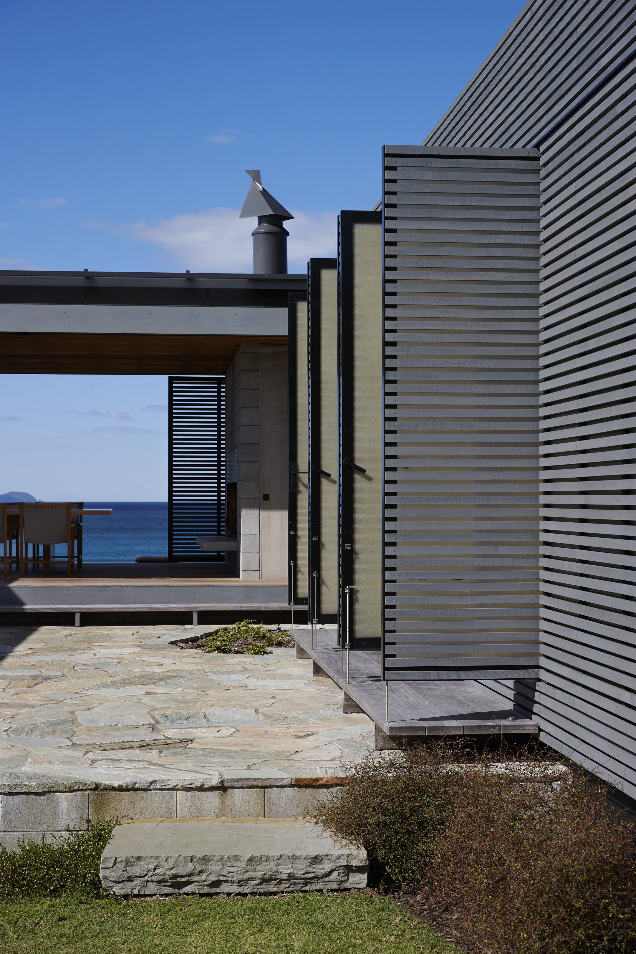 Opito Bay Bach by Herbst Architects